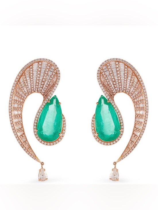 Neiman Marcus Jewelry - 18k Emerald Talay Earrings